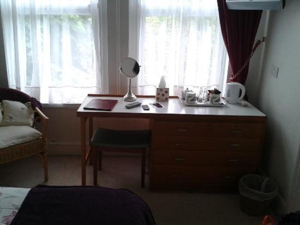 The Caraneal Hotel Plymouth Bagian luar foto